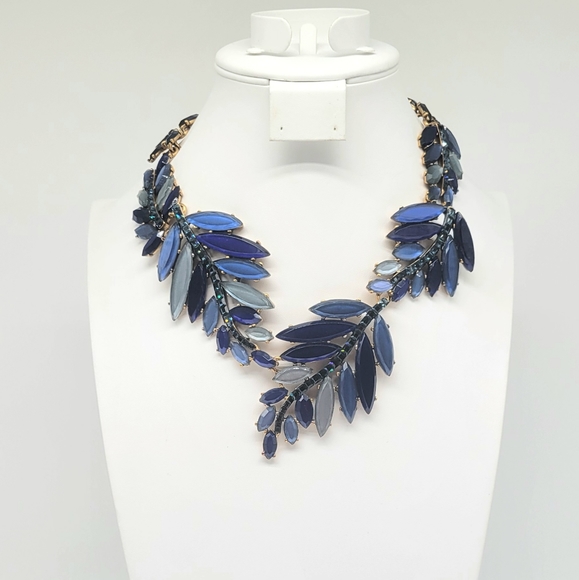 Oscar de la Renta Blue Swarovski Crystal + Glass Leaf Statement Necklace Gold - Picture 9 of 14